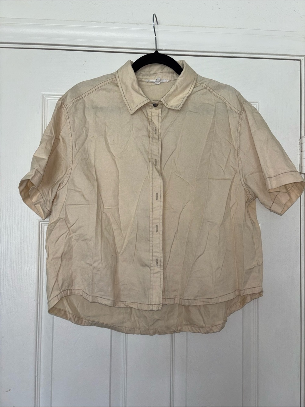 Jane and Delancey Short Sleeve Button-Down Shirt in Beige